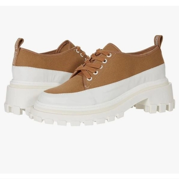 SCHUTZ Shoes - Schutz Krystal Lug Sole 2 Tone Lace Up Oxford sz 11